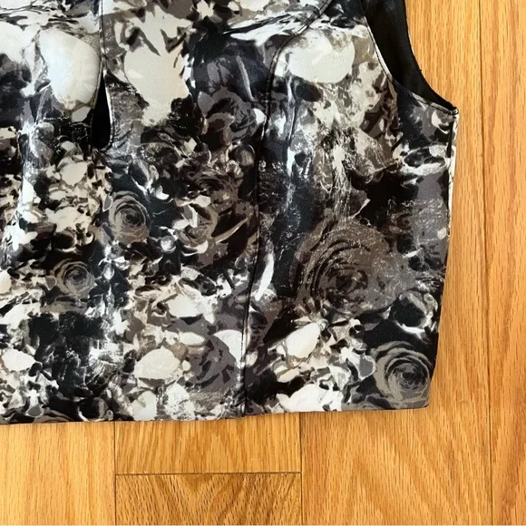 Bebe patterned crop top - Picture 4 of 5